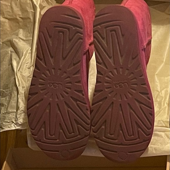 Ugg Australia classic boot - Picture 3 of 3